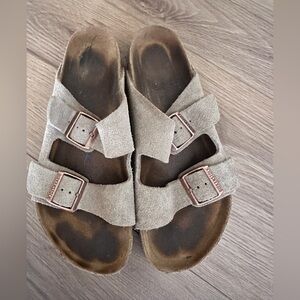 Birkenstock Arizona Taupe/Tan Soft Suede Sandals - Men size 7/Women 9